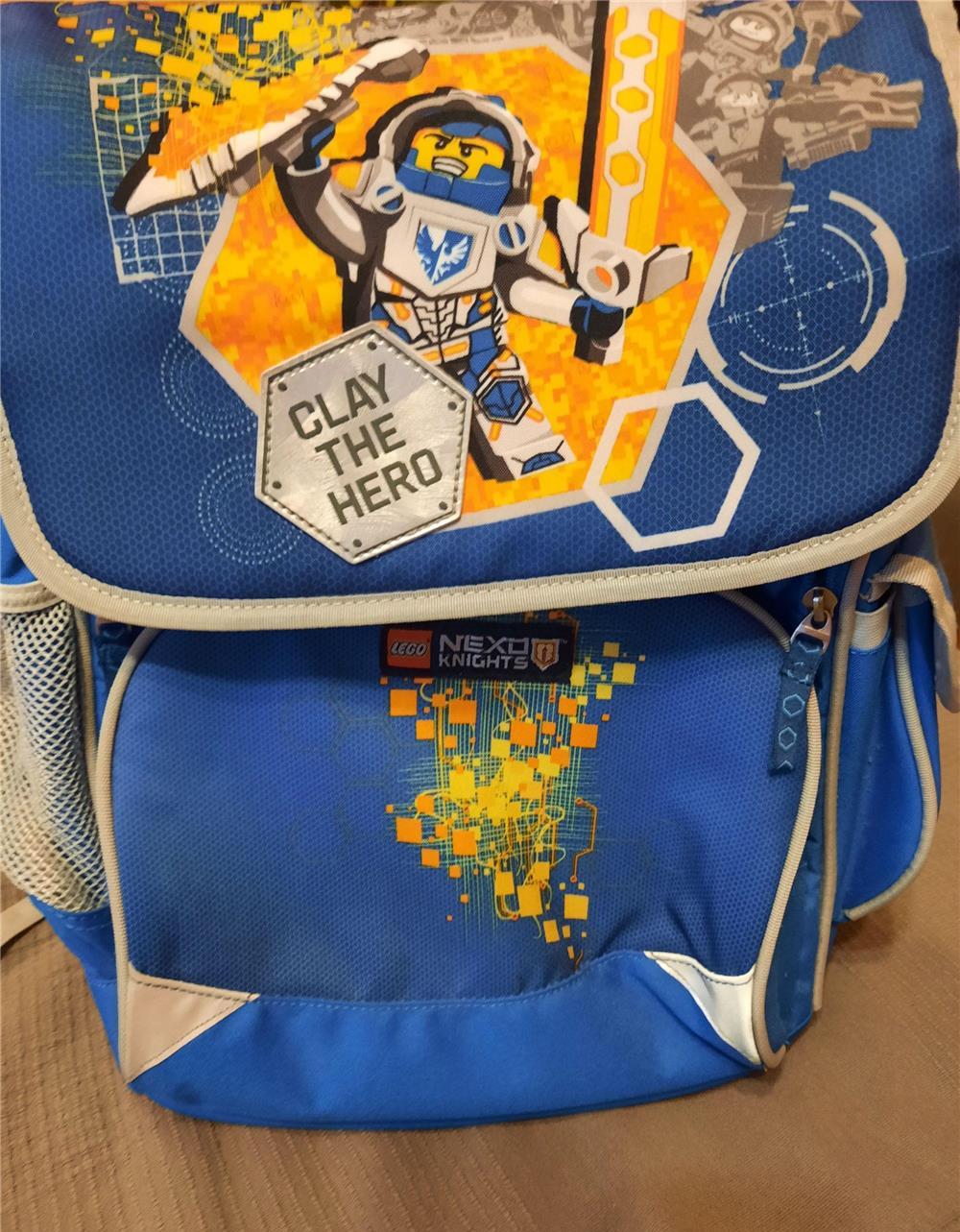 Vând ghiozdan lego nou