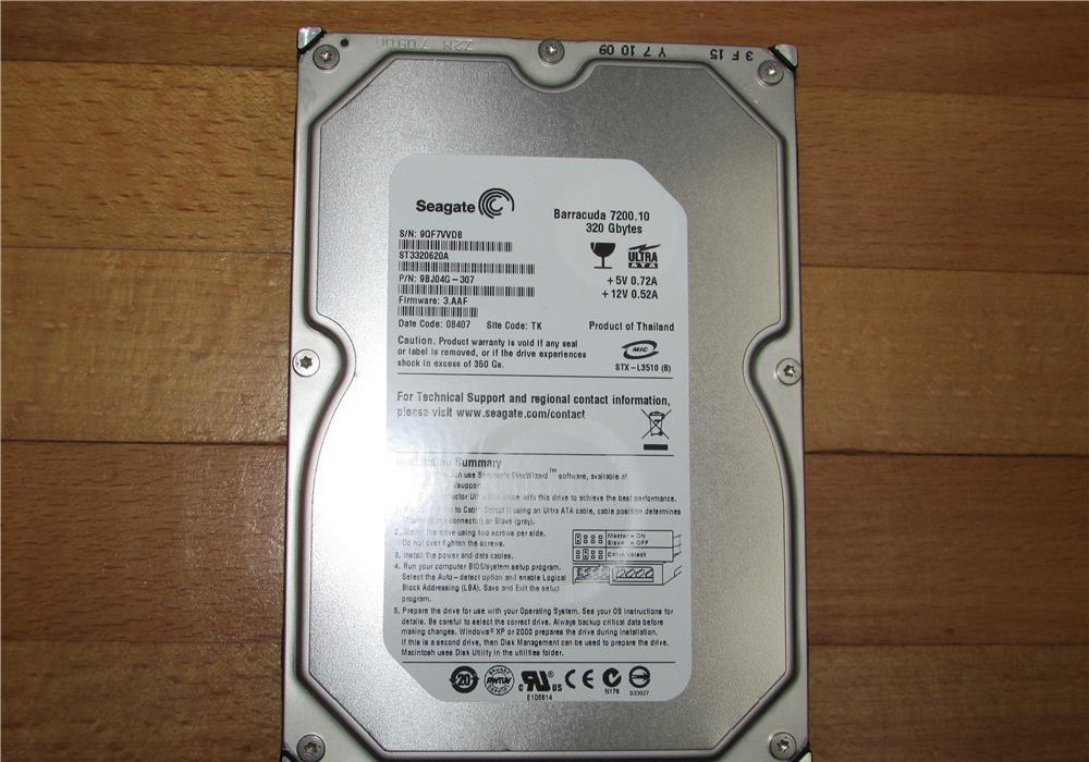 Vand HDD Seagate Barracuda 320GB 7200RPM IDE, model ST3320620A, ca NOU