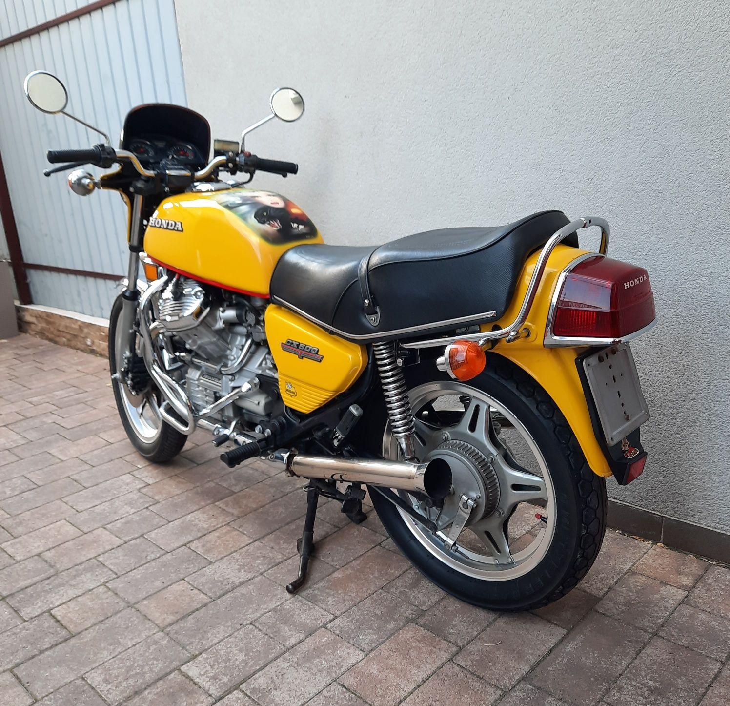 Vand Honda CX500 '80 - proiect Cafe Race