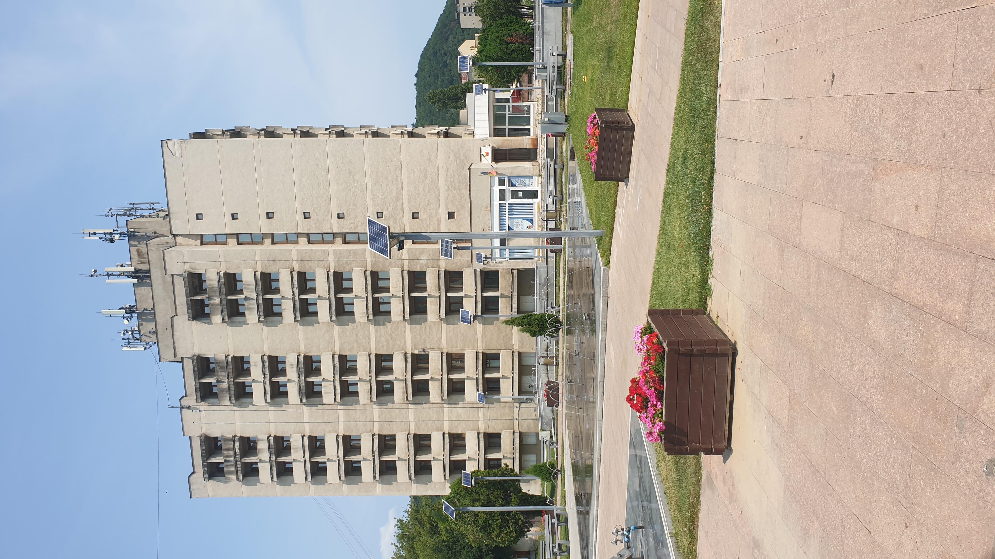 Vând Hotel  sau închiriez