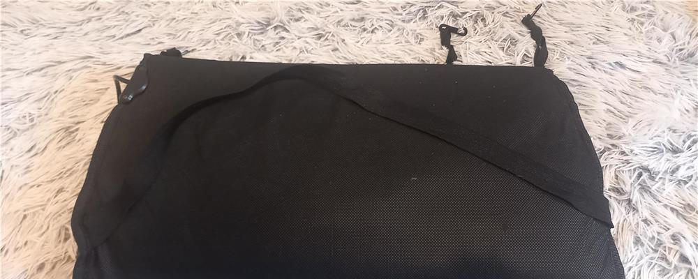 Vand husa auto incalzire scaune cu doua trepte de caldura, alimentare la mufa priza bricheta 12 V