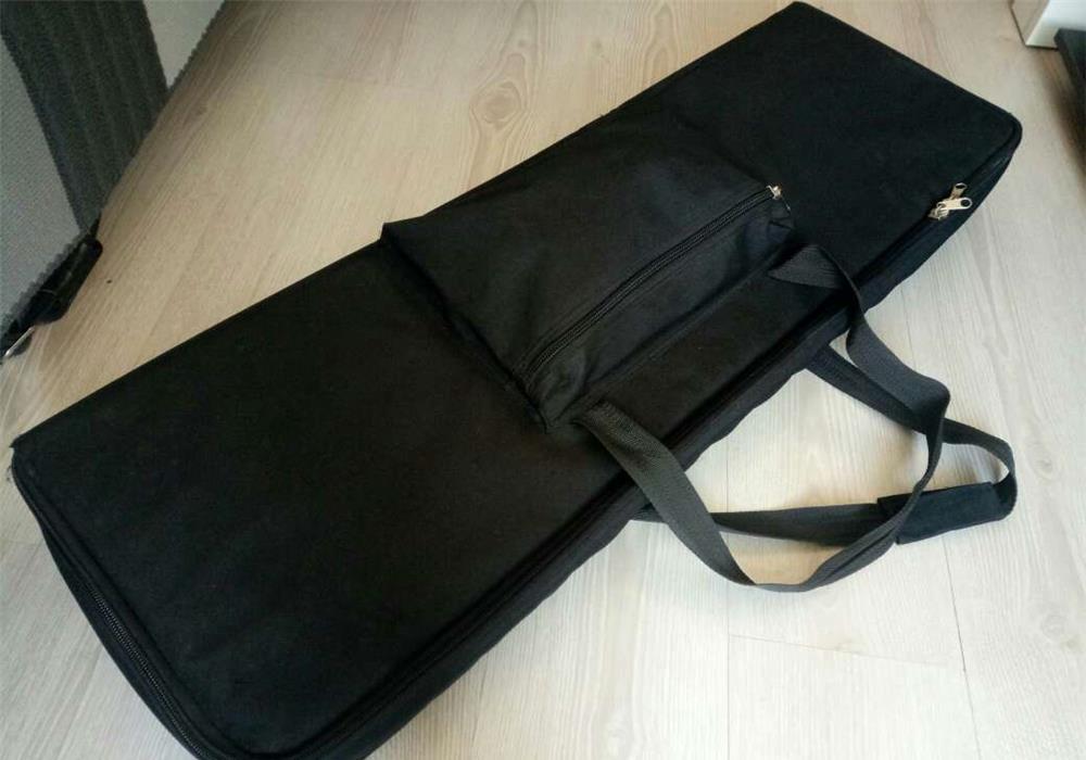 Vand husa profi pentru clapa, claviatura, sintizator 61 clape,Dimensiuni: 102cm x 34cm x 11cm
