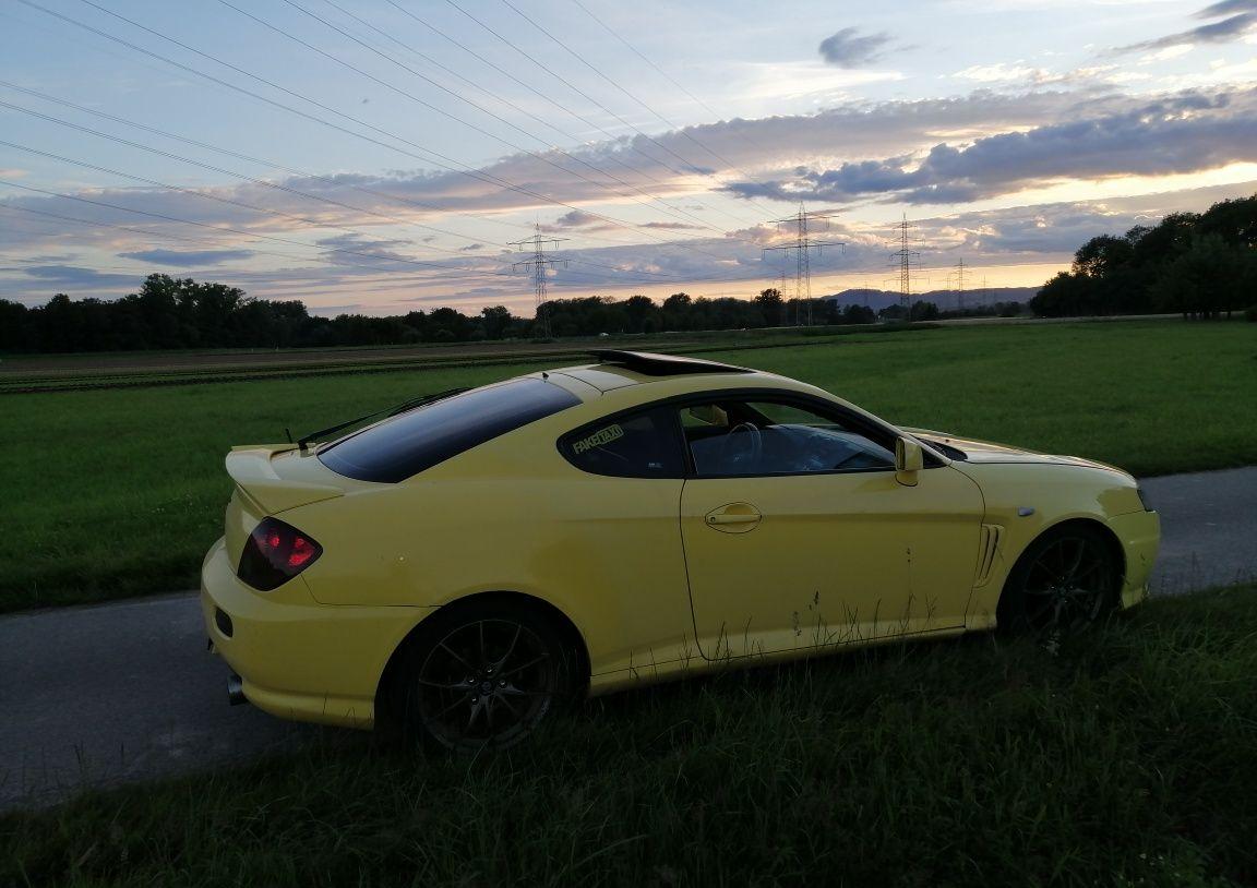 Vând Hyundai Coupe