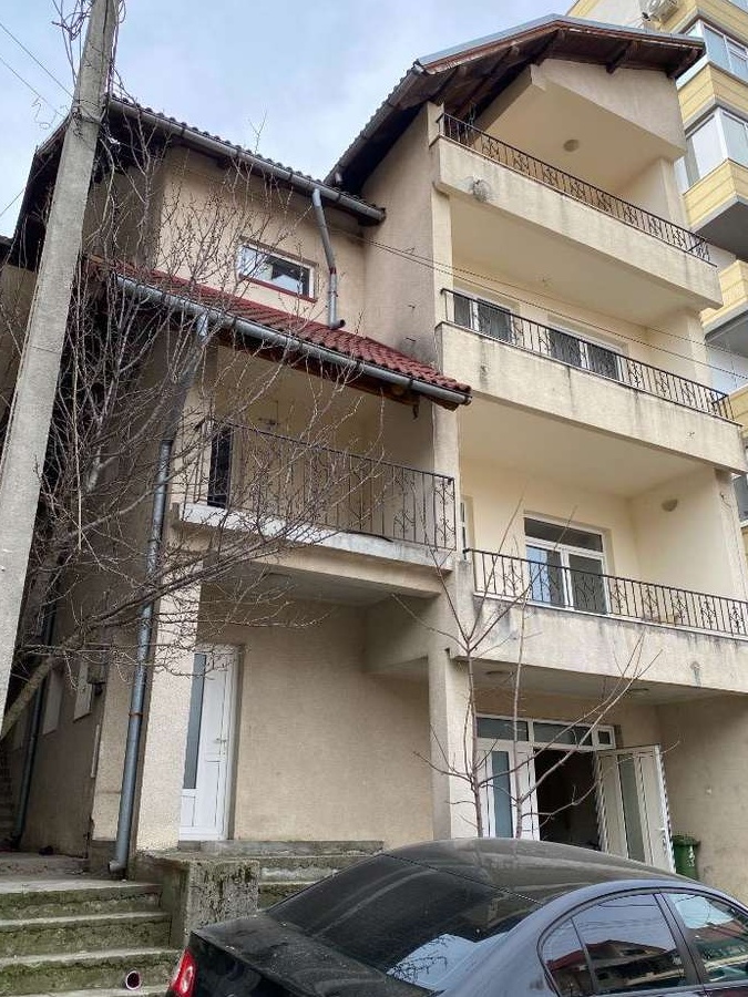 Vand / Inchiriez Spatiu Comercial / Casa Pitesti, 423 mp utili