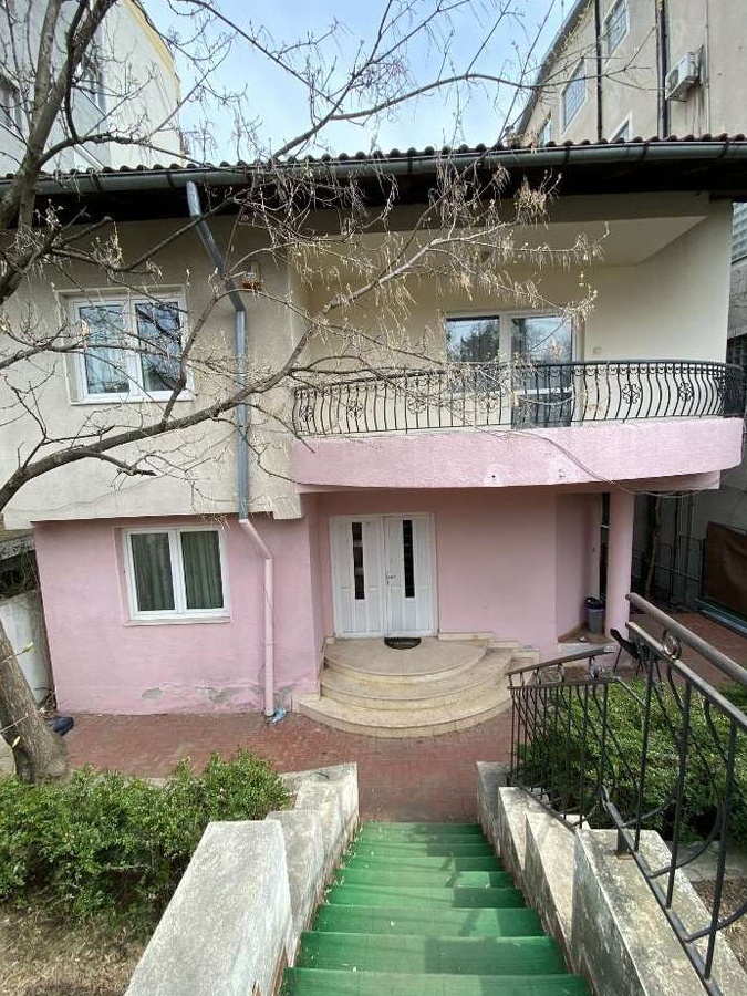 Vand / Inchiriez Spatiu Comercial / Casa Pitesti, 423 mp utili