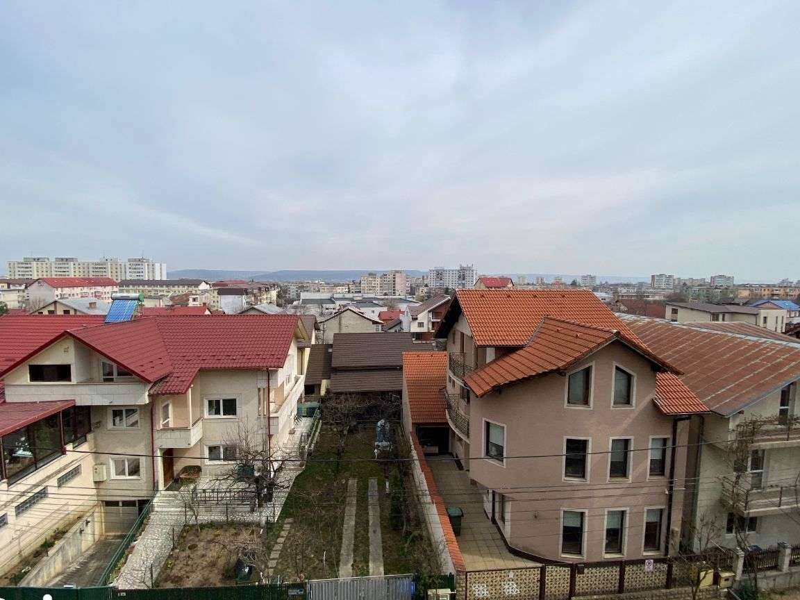Vand / Inchiriez Spatiu Comercial / Casa Pitesti, 423 mp utili