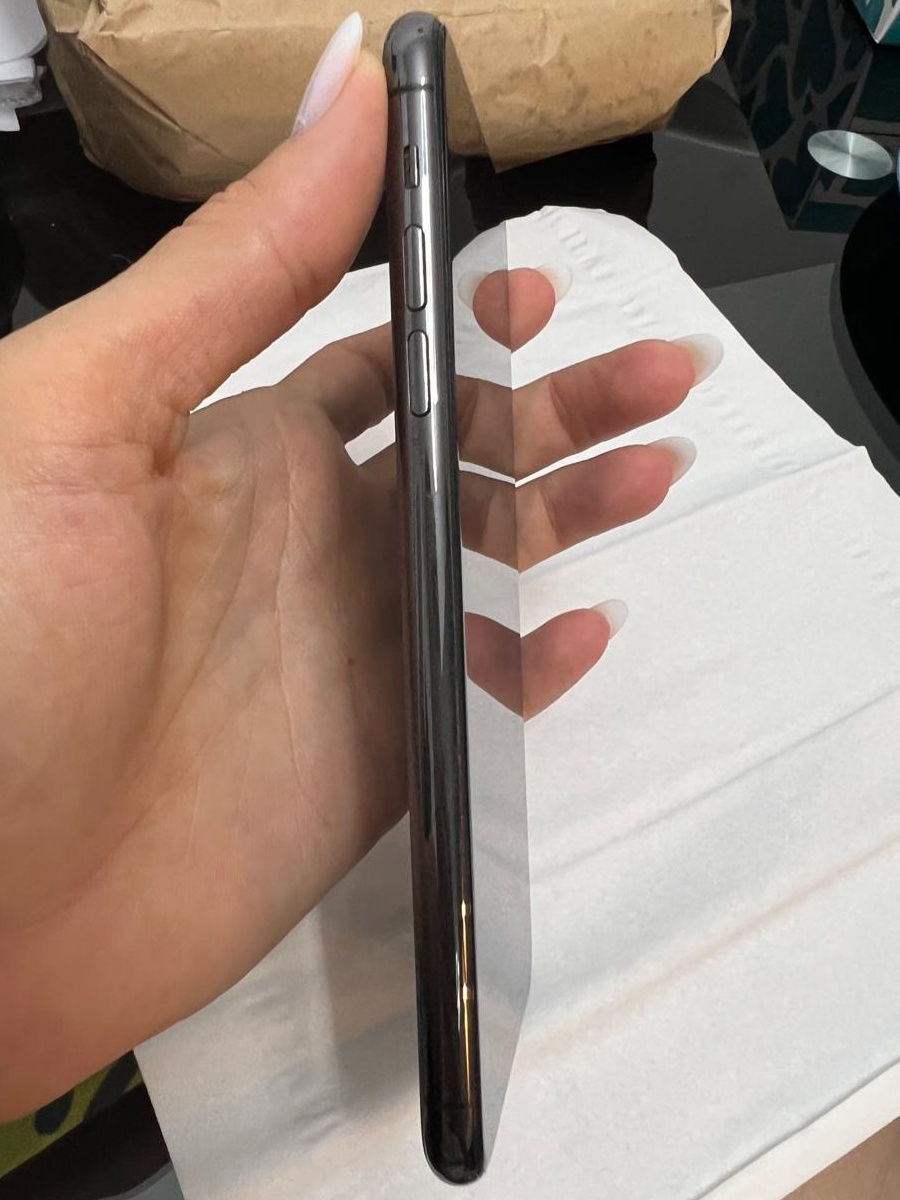 Vand Iphone 11 Promax 256 gb