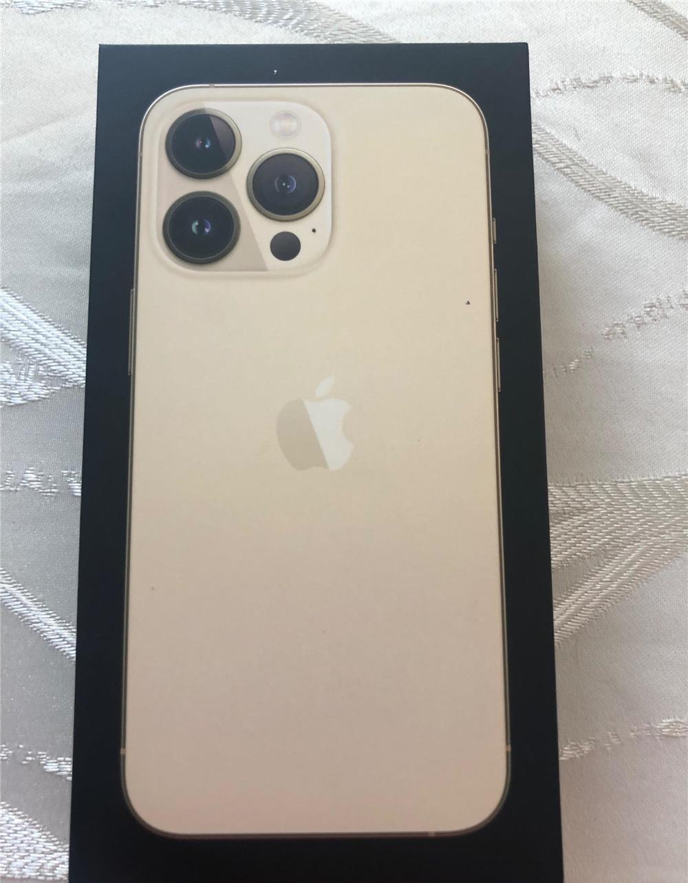 Vand iphone 13 pro ,128 gb Gold,nou sigilat.