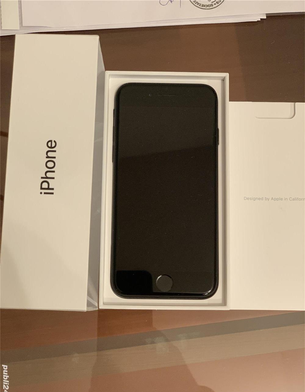 Vand Iphone 7 Grey impecabil