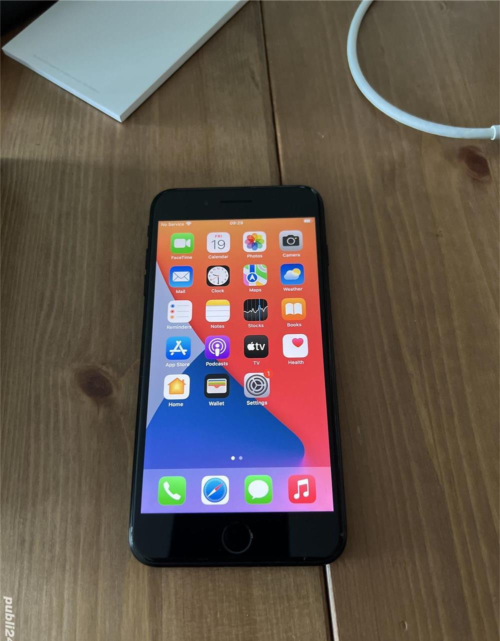 Vand iPhone 7 Plus 128GB (doar pt rețeaua Vodafone)