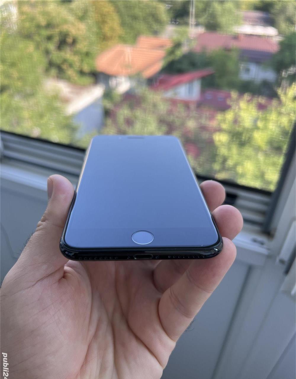 Vand iPhone 7 Plus 128GB (doar pt rețeaua Vodafone)