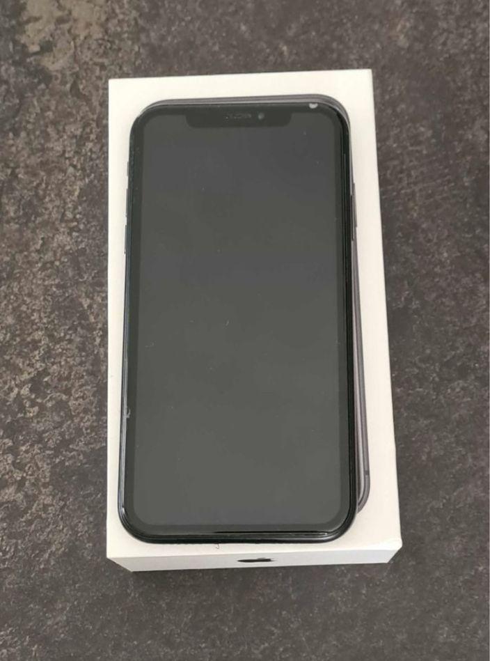 Vând Iphone XR 64 GB