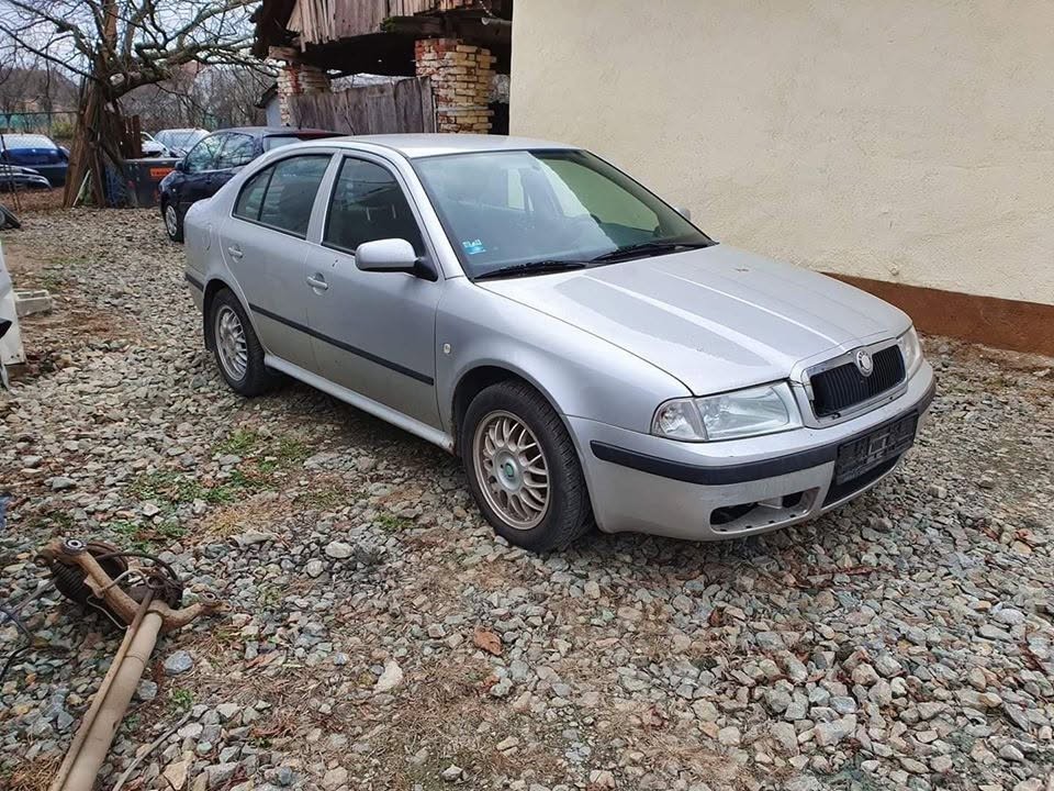 Vand jante originale 16 Skoda Octavia + anvelope iarna