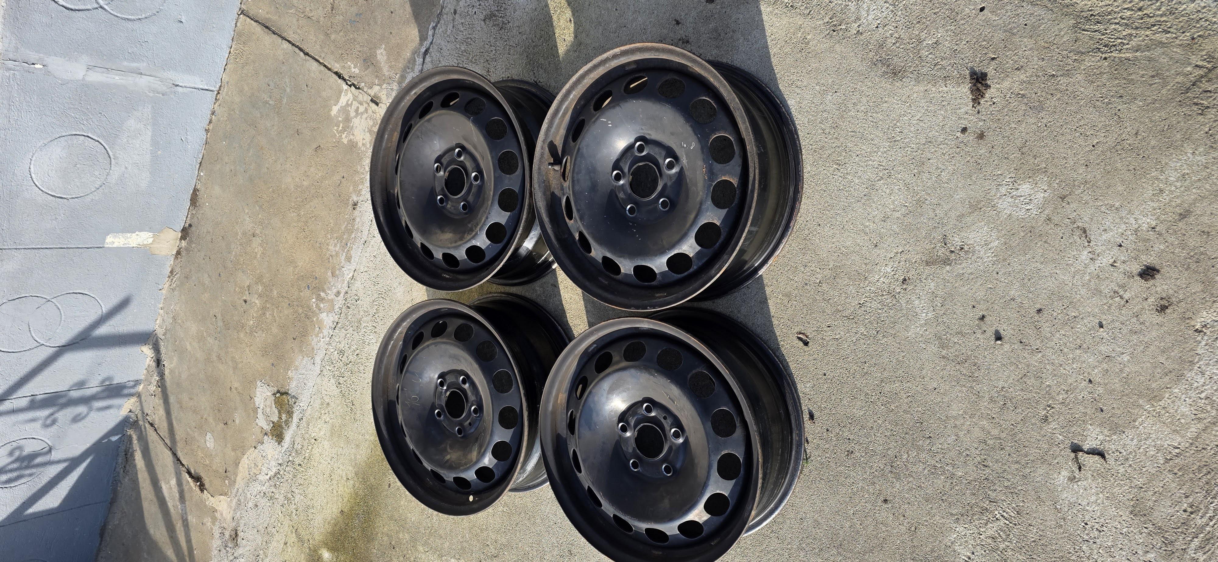 Vând jante oțel 5x112,16 inch Volkswagen SKODA Seat Audi