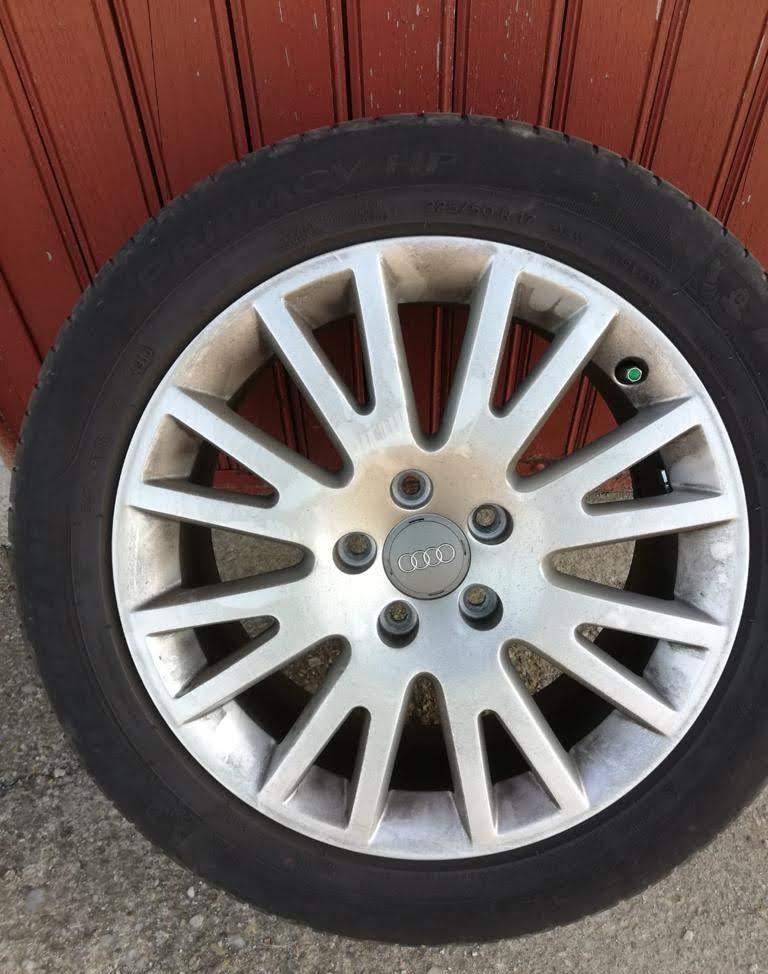 Vând jenti AUDI, 17 inch