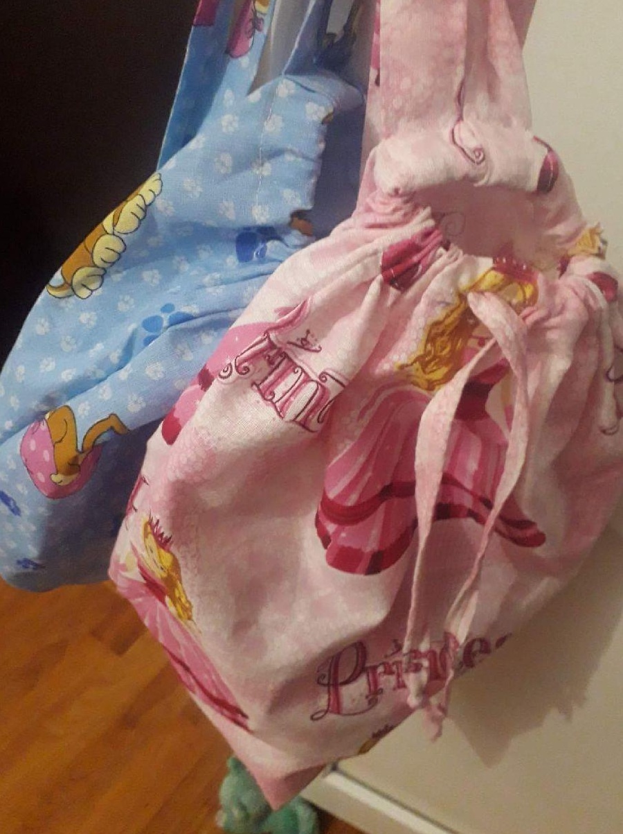 Vand lenjerie si rucsac
