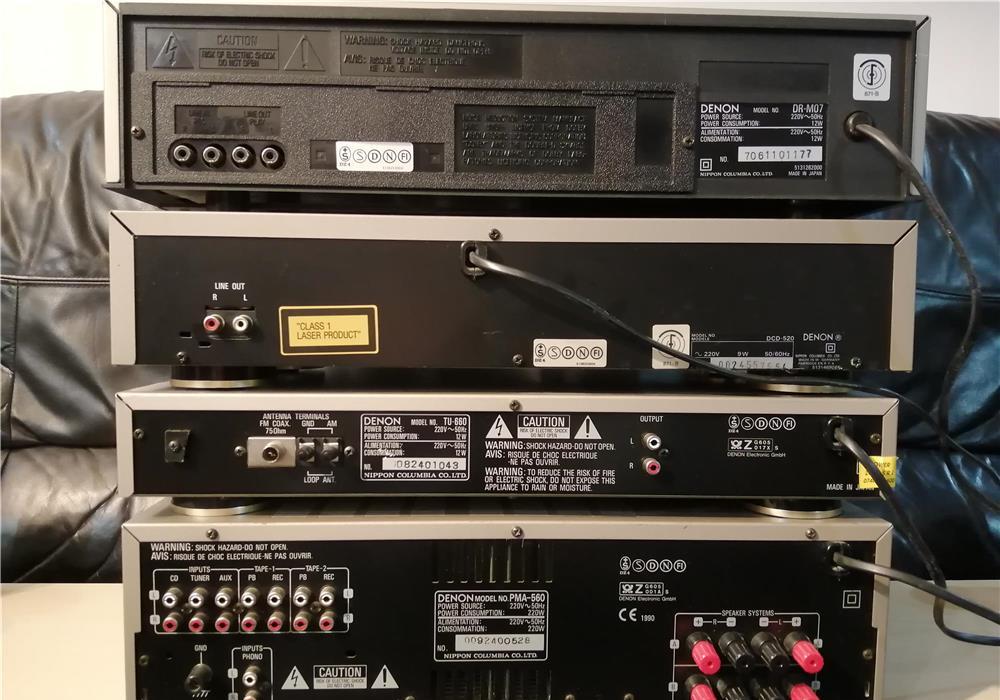 Vand linie DENON : PMA-560, DCD-520, DR-M07 si TU-660.