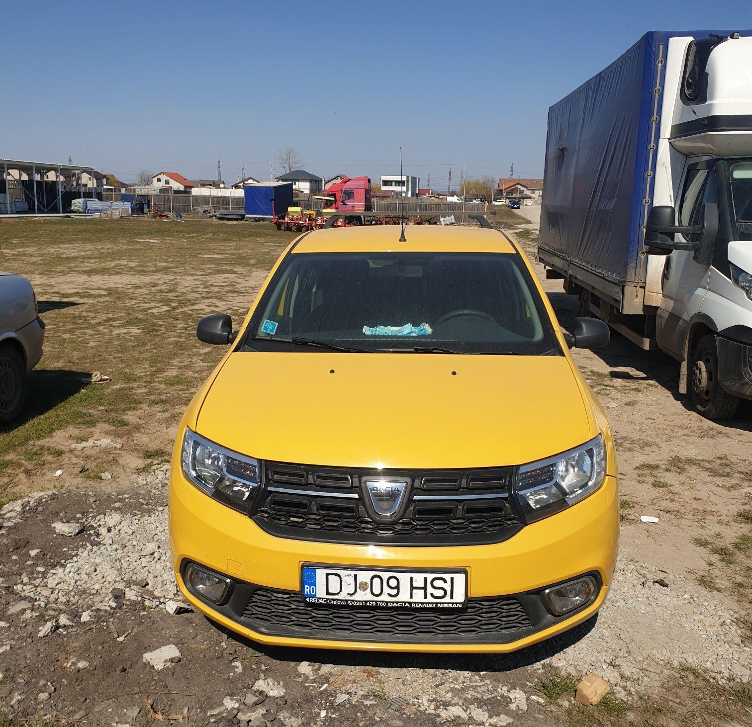 Vand logan cu loc taxi