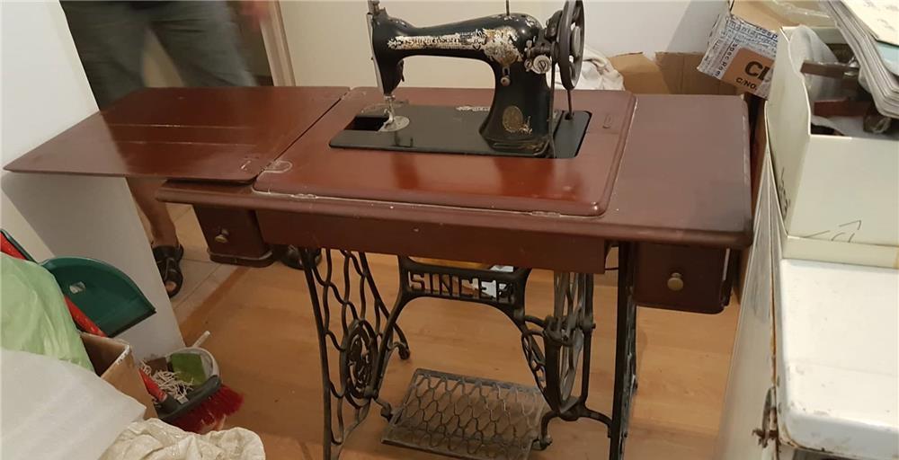 Vand mașină de cusut Singer VINTAGE