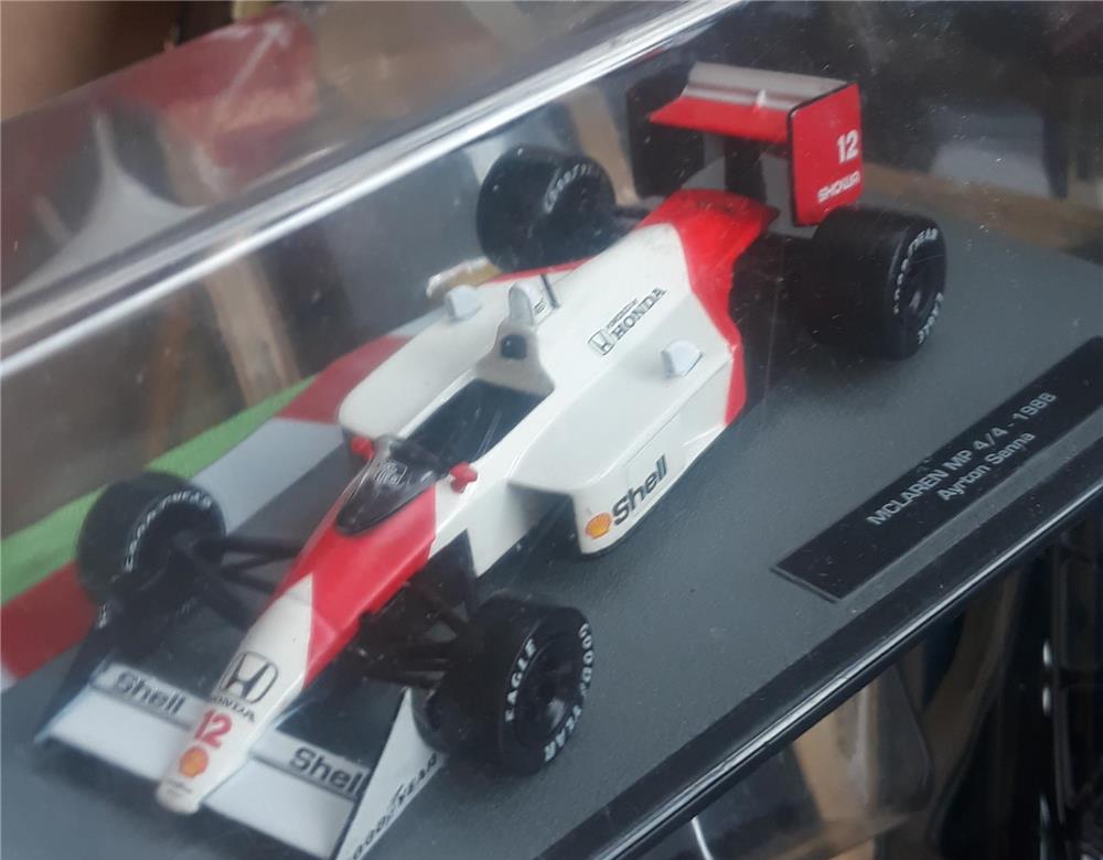 Vând Mașinuțe de colecție scara 1:43  preț 70 lei/buc. Sibiu   inf telefon