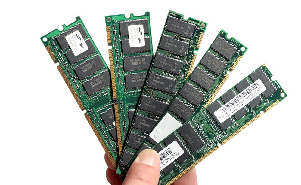 Vand memorii DDR2 1 si 2 GB, DDR3 laptop 2 si 4 GB