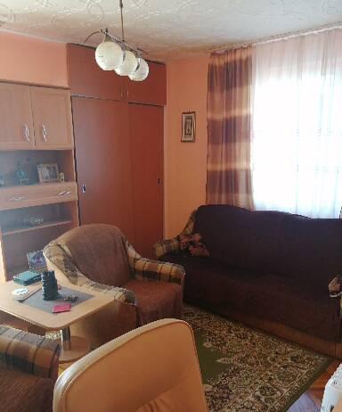 Vând mobila Sultan de sufragerie, stare foarte buna