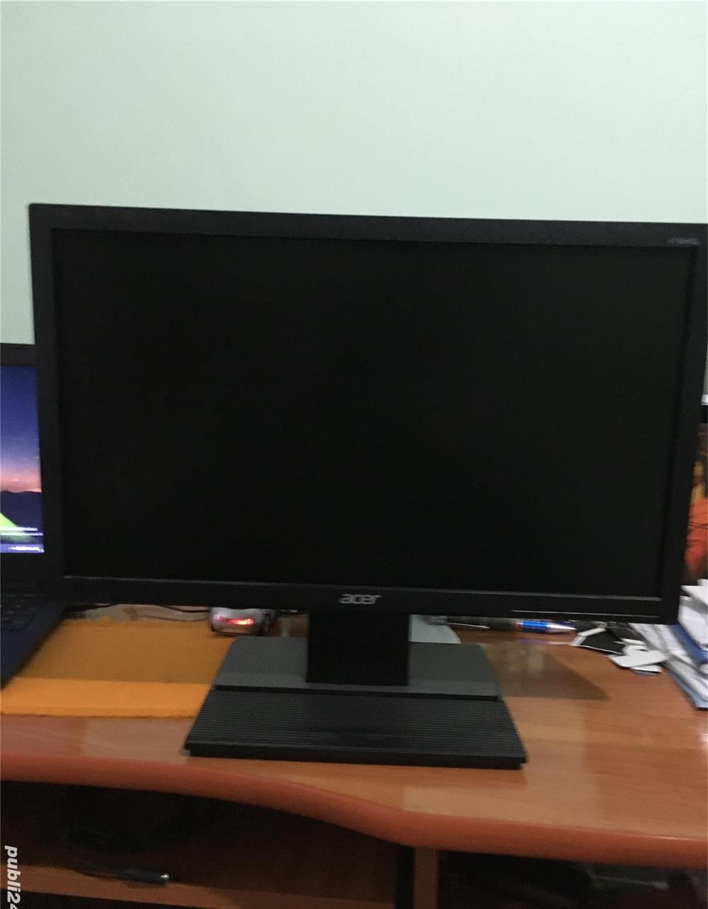 Vand monitor LCD ACER