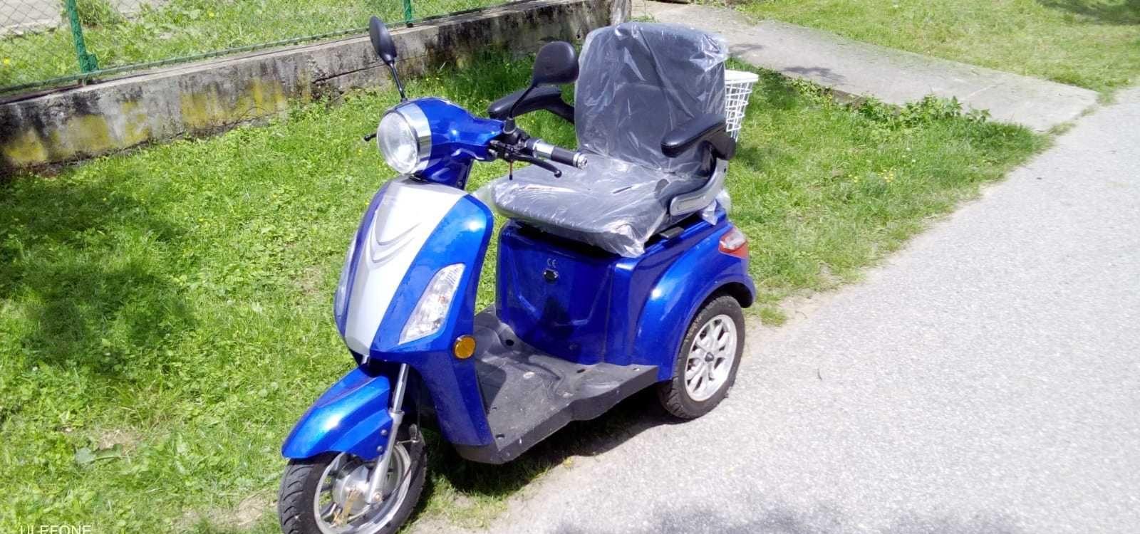 Vand motoreta electrica 3 roti, ca noua