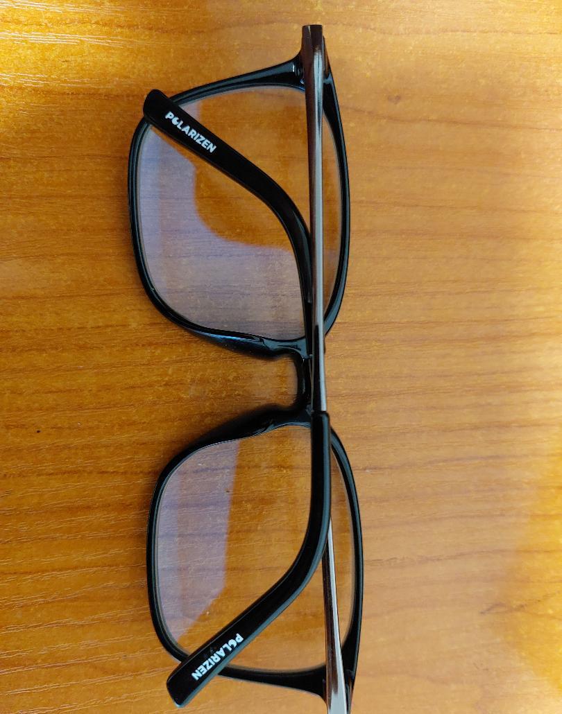 Vand ochelari de protectie antireflex  marca Polarizen pentru ecrane/PC noi
