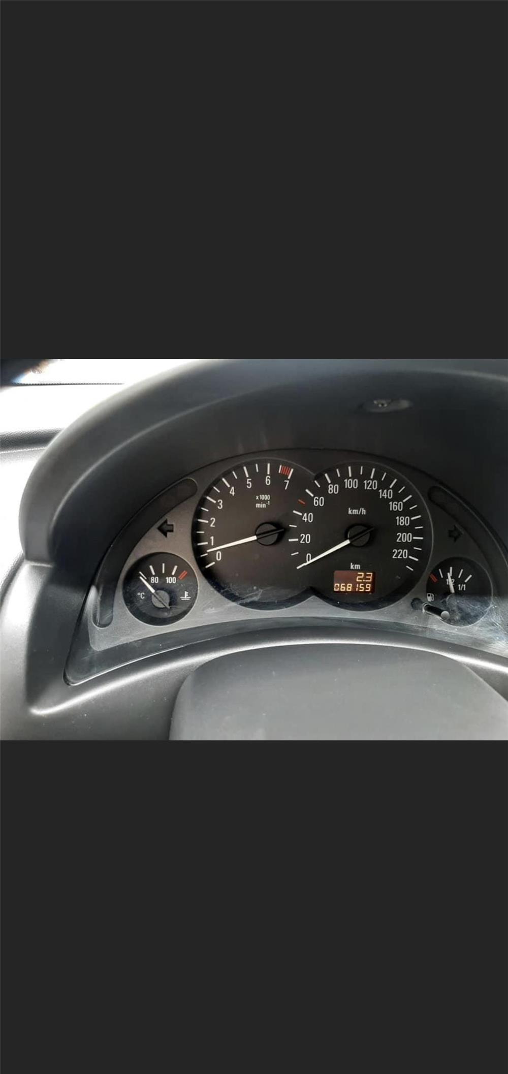 Vând Opel Corsa 2002