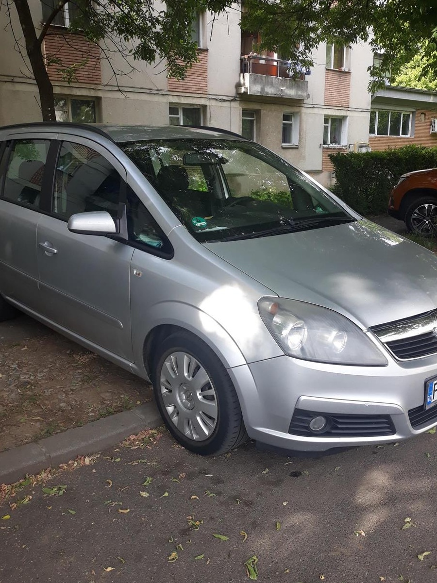 Vand Opel Zafira B 2007
