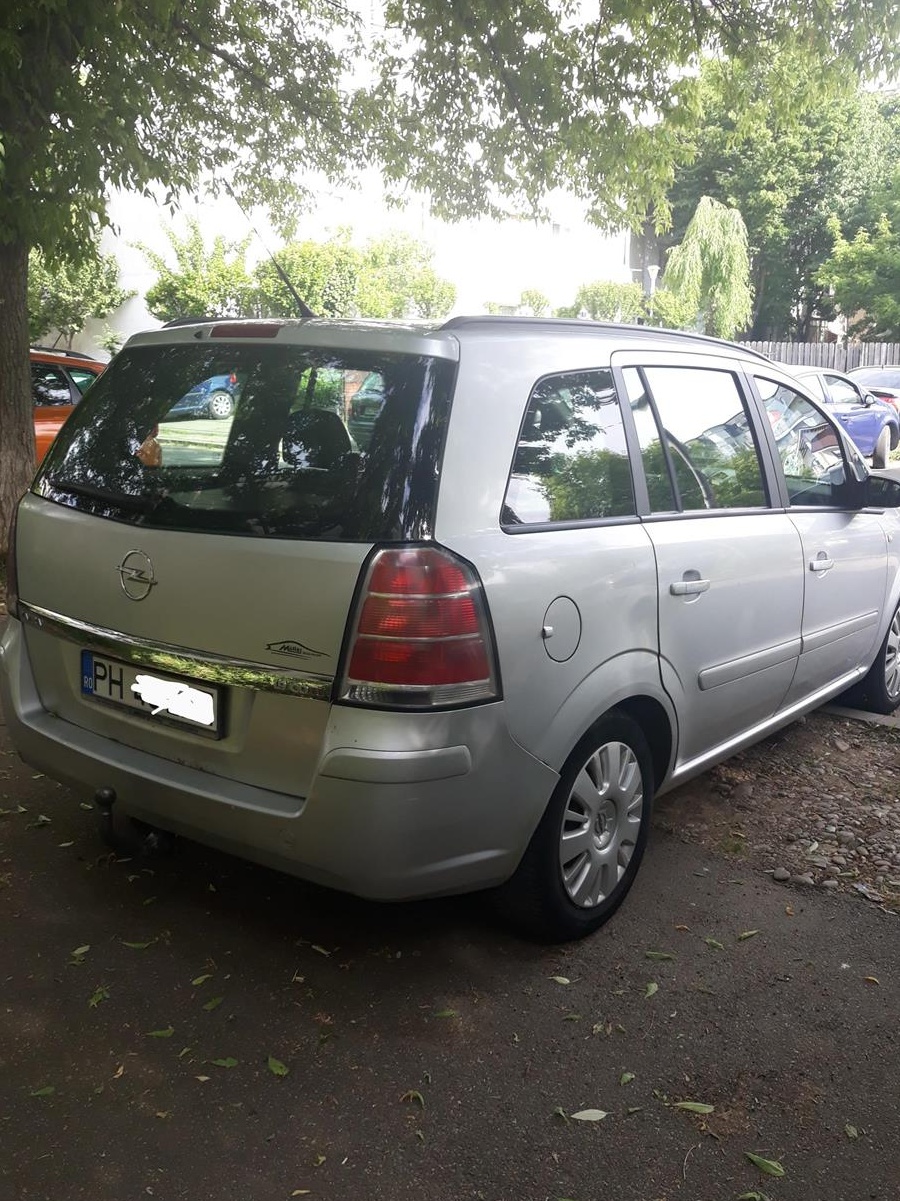 Vand Opel Zafira B 2007