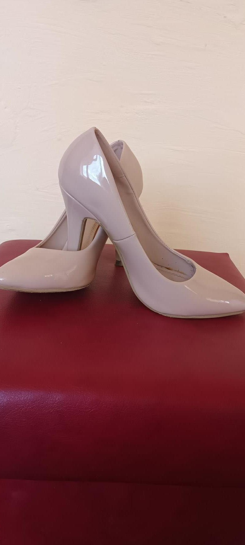 Vand pantofi stileto