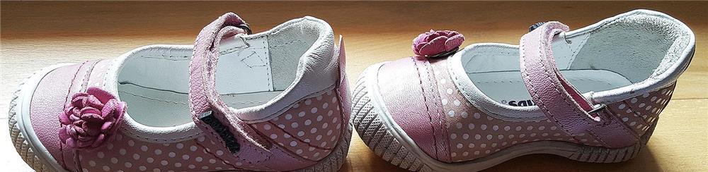 Vând papuci fete Lasocki Kids măr. 20