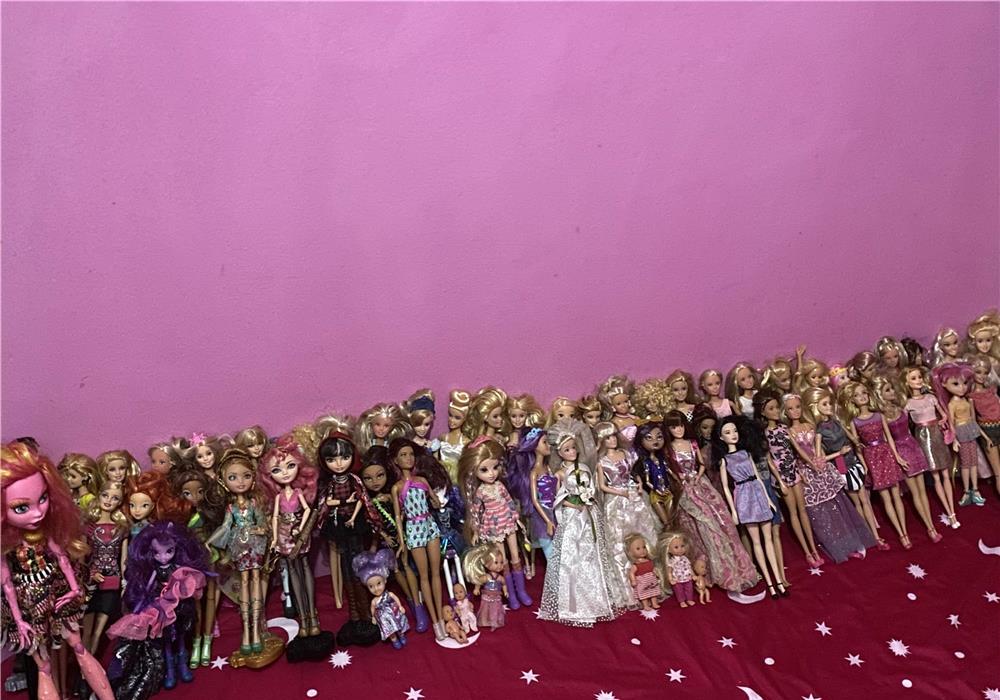 Vând păpuși originale:Barbie,My Little pony,Winx,Monster High,Disney,Steffi,etc
