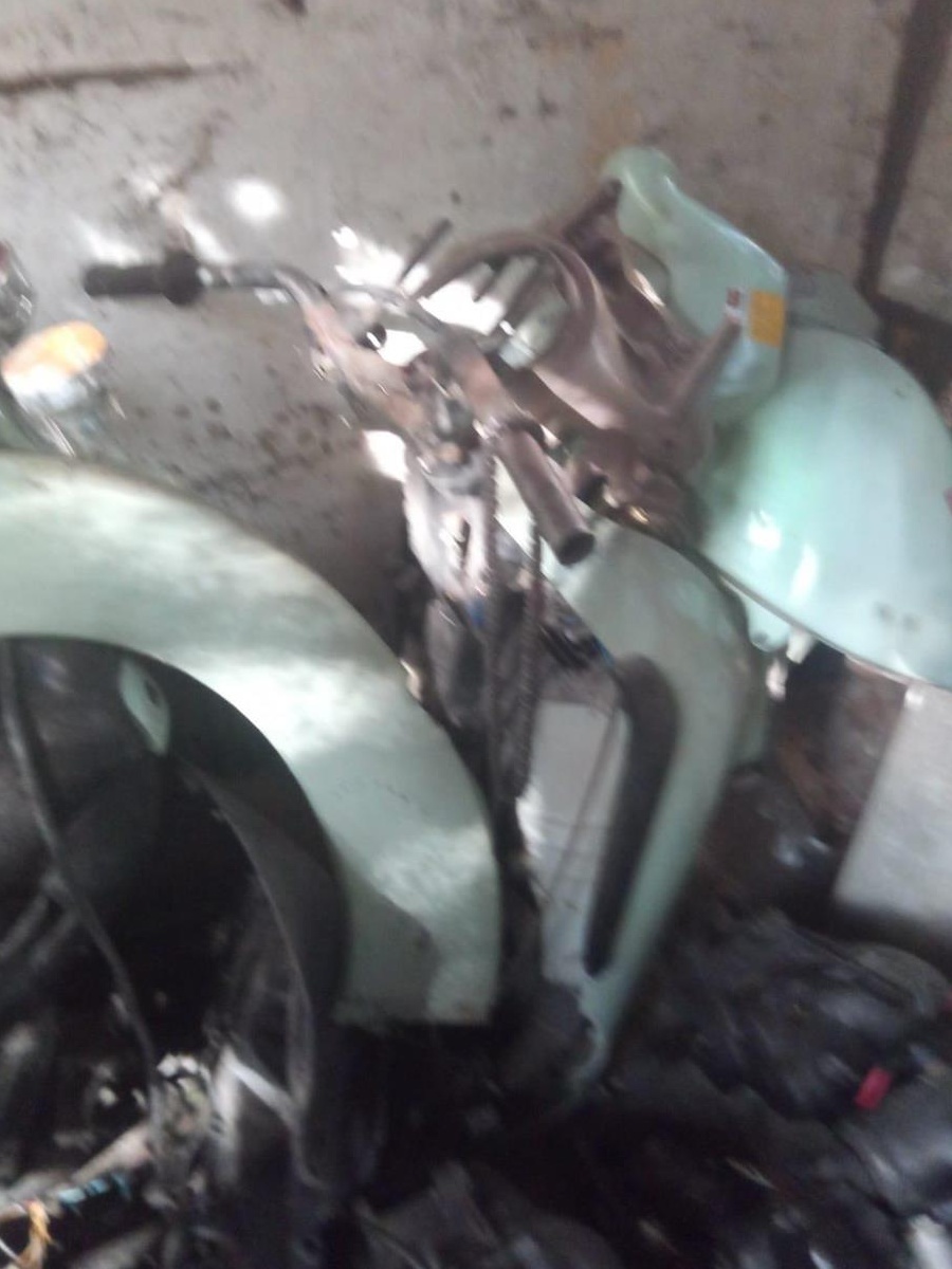 Vand pentru piese de schimb.motoare Aprilia SCARABEO DE 150,125 si 200