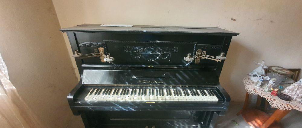 Vand pianina H. Kriebel Berlin