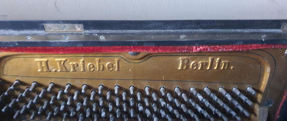 Vand pianina H. Kriebel Berlin