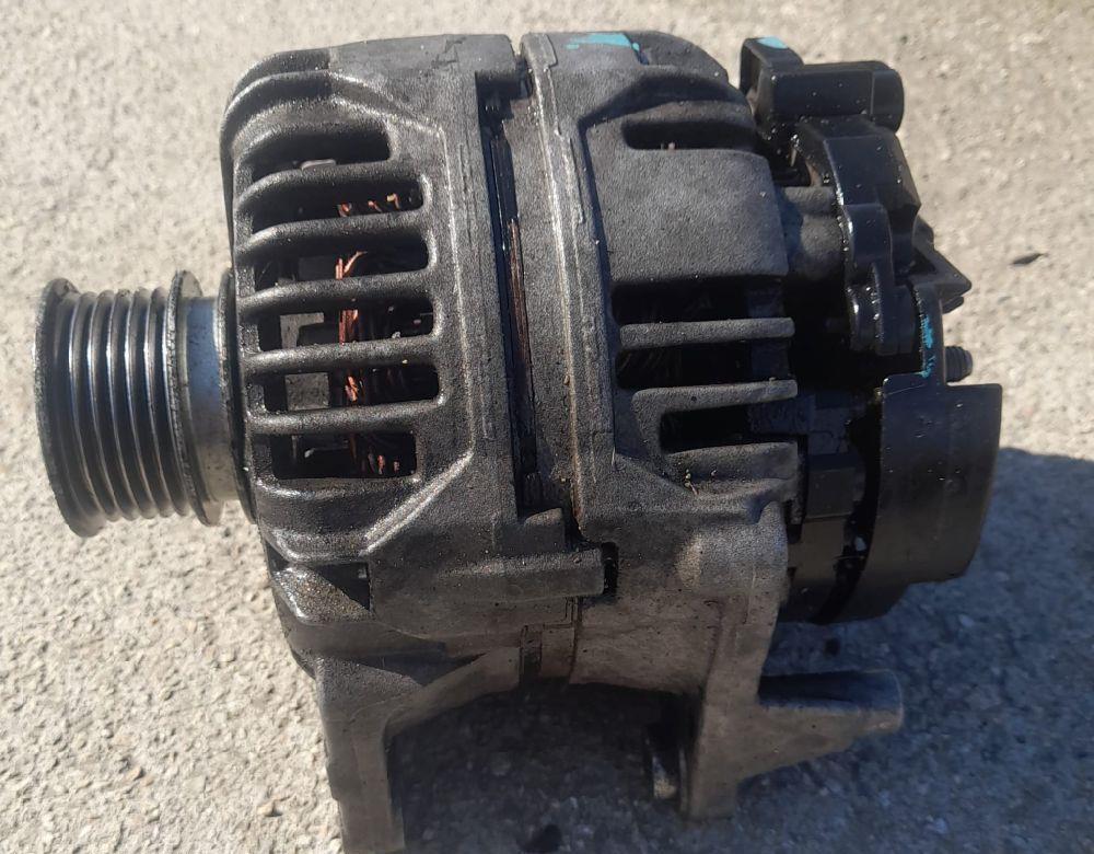 Vând piese audi A2 an de fabricație 2003 1.4 benzina cod AUA