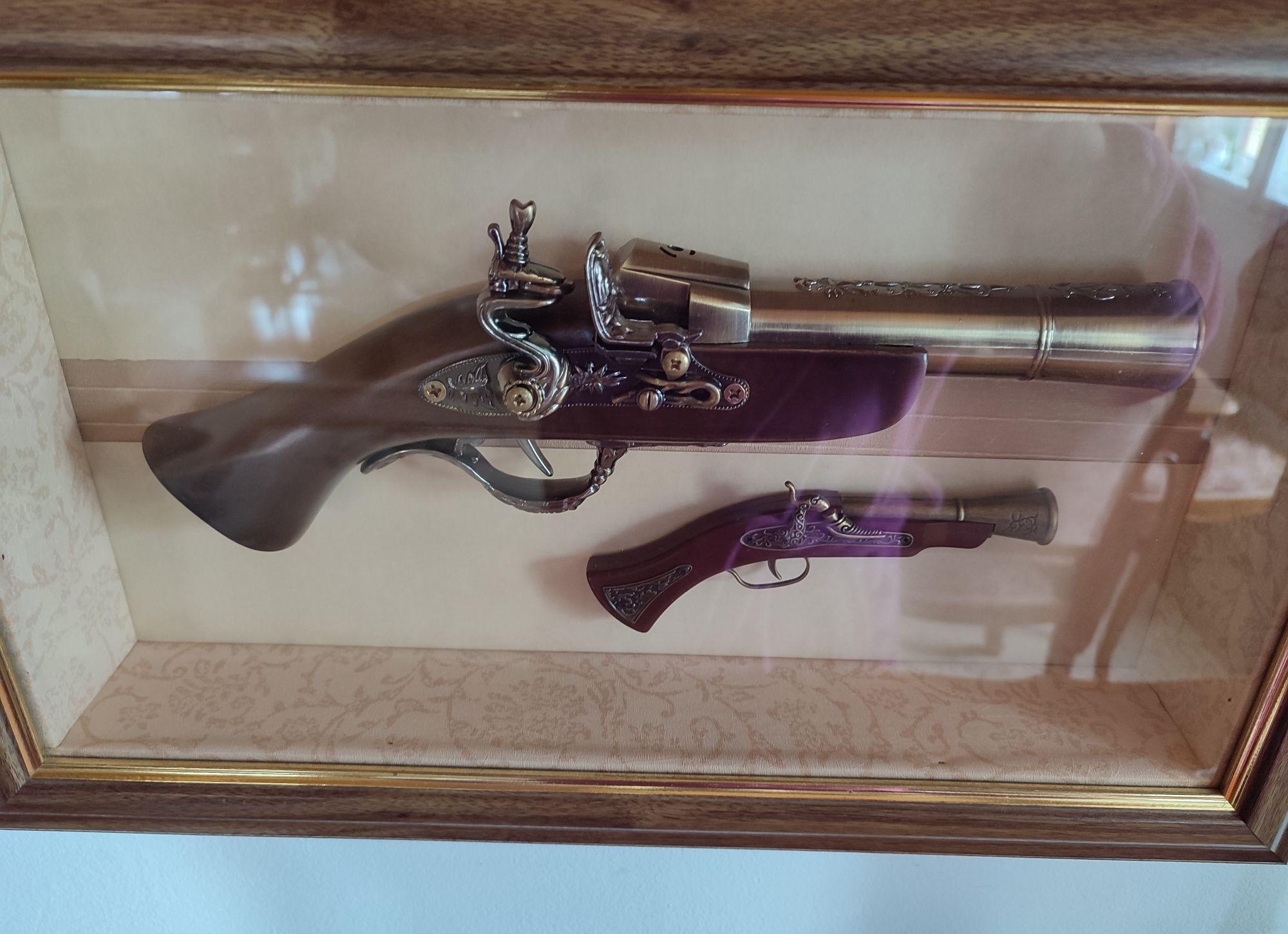 vând pistol decorativ