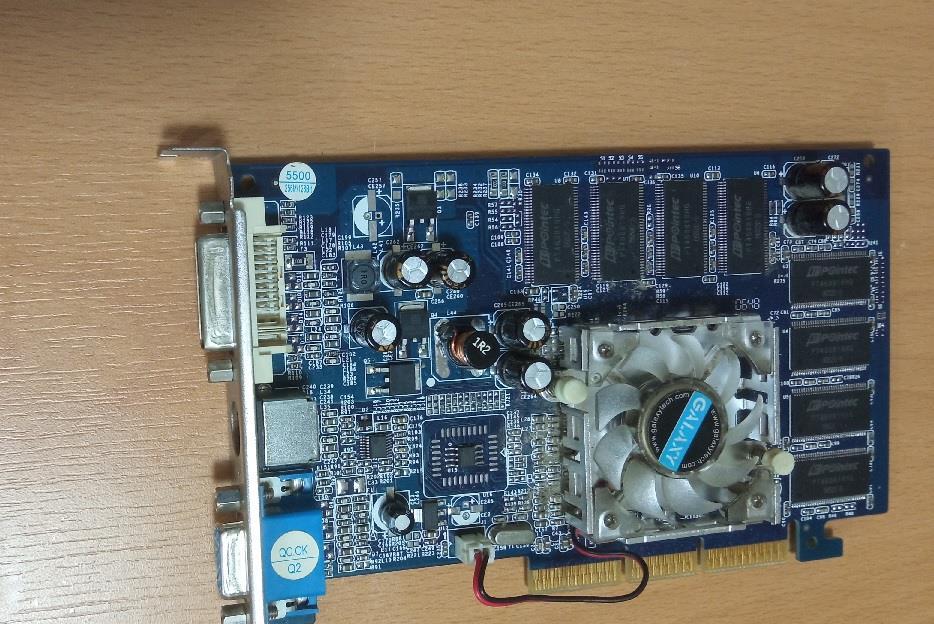 Vand Placa video PC Galaxy 5500 256M/128 Bti.