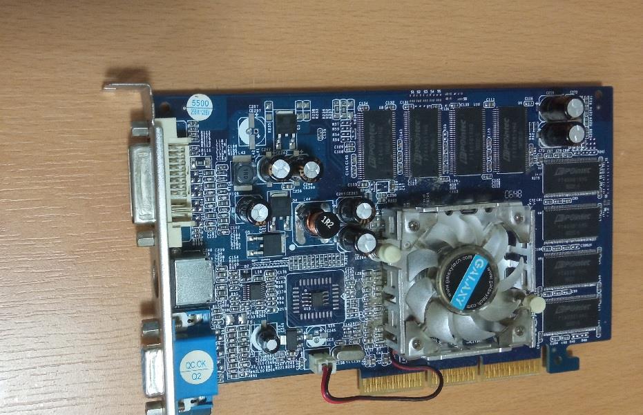 Vand Placa video PC Galaxy 5500 256M/128 Bti.