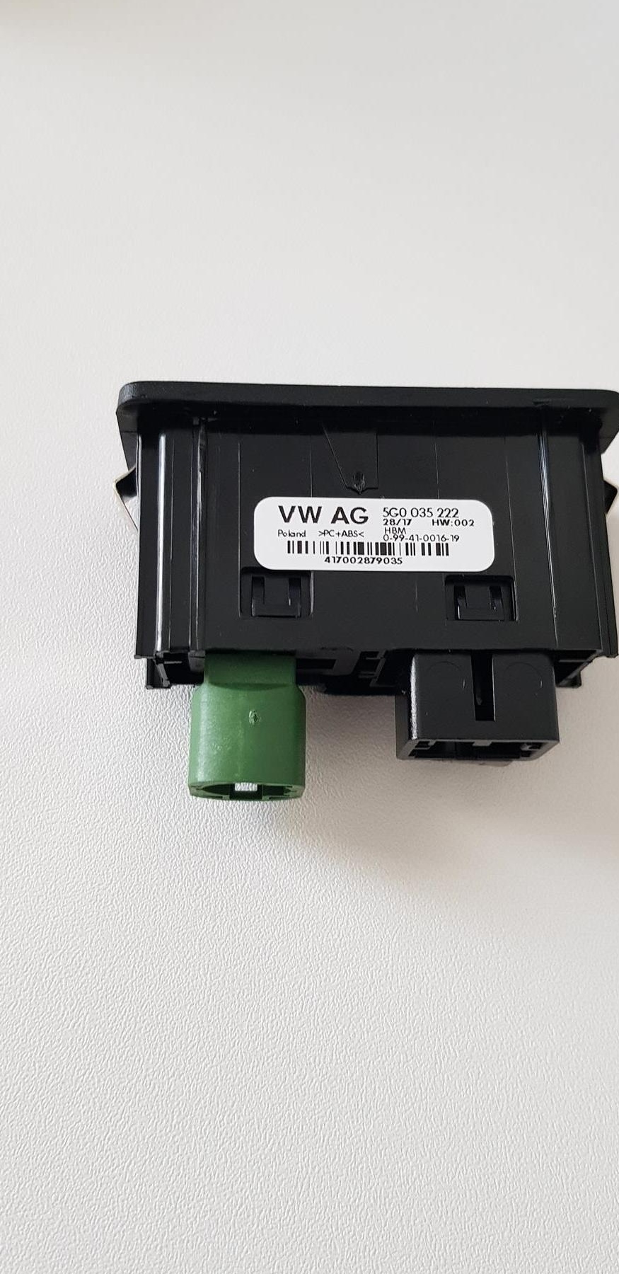 Vand port/ mufa USB, auxiliar Volkswagen Passat B8.