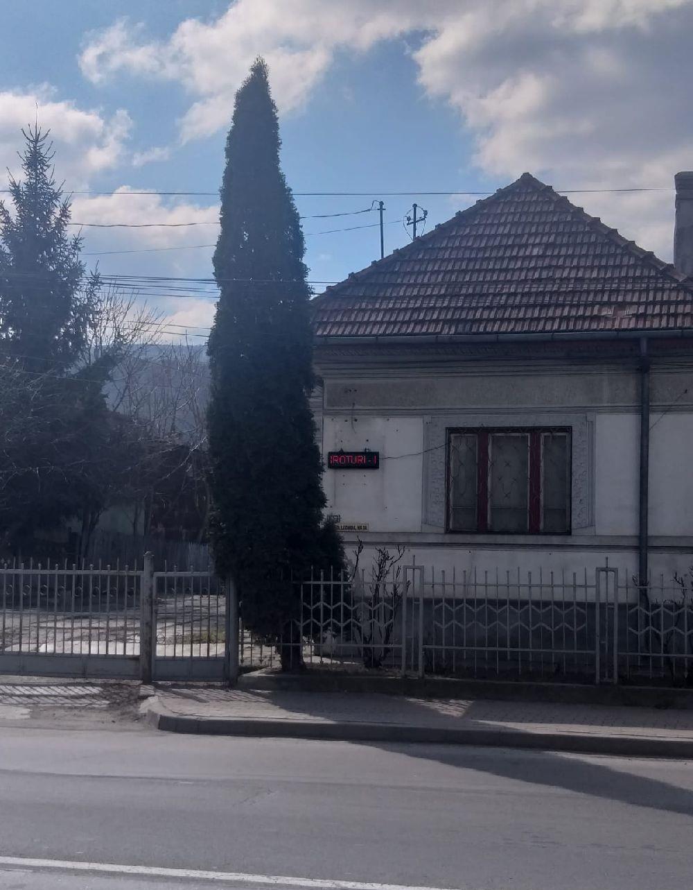 vand pui carne si nutreturi combinate