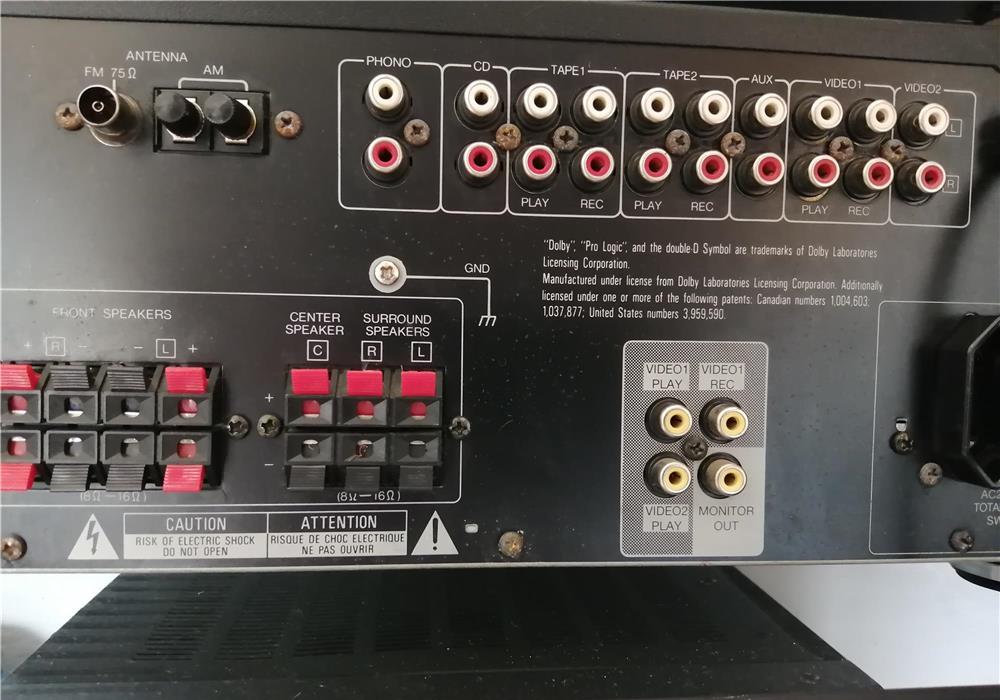 Vand receiver SANSUI RZ-6100AV si cass deck SANSUI D-X111