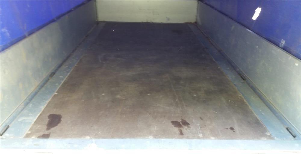 Vand remorca 1300 kg 3,7mx1,7mx1,5m