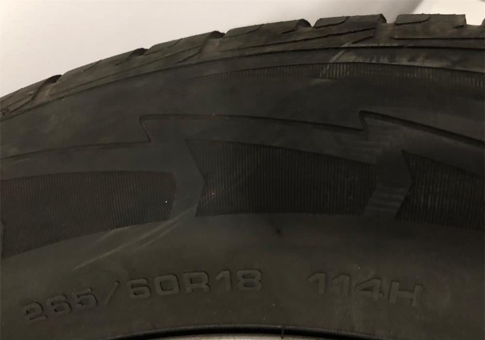 Vand Roti de Iarna Toyota Land Cruiser
