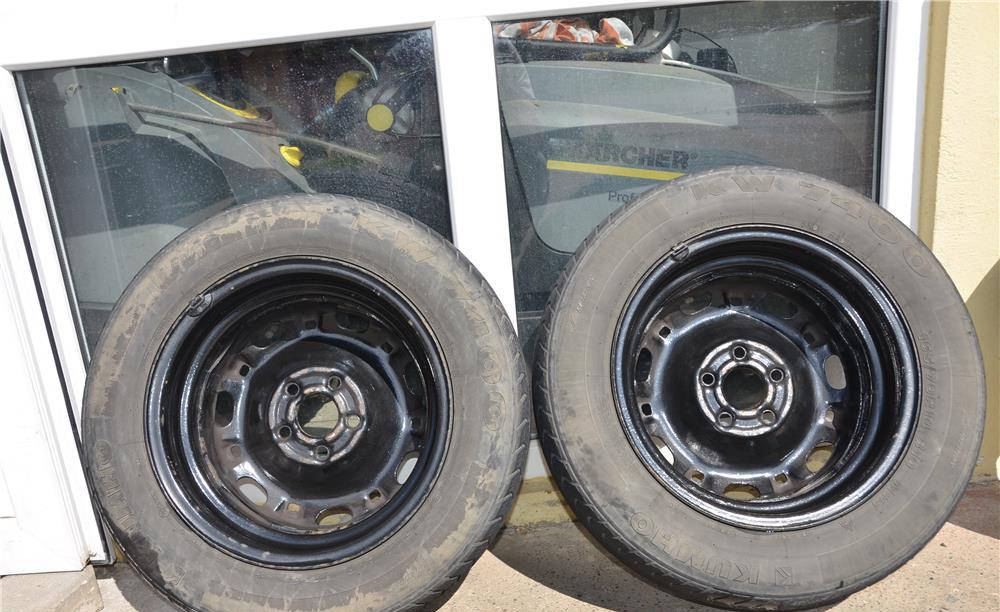 Vand roti iarna Skoda Fabia, Polo, sau altele cu 5 prezoane si distanta intre ele de 100 mm