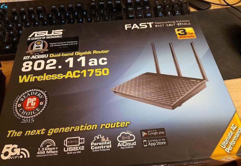 Vand Router Asus WiFi