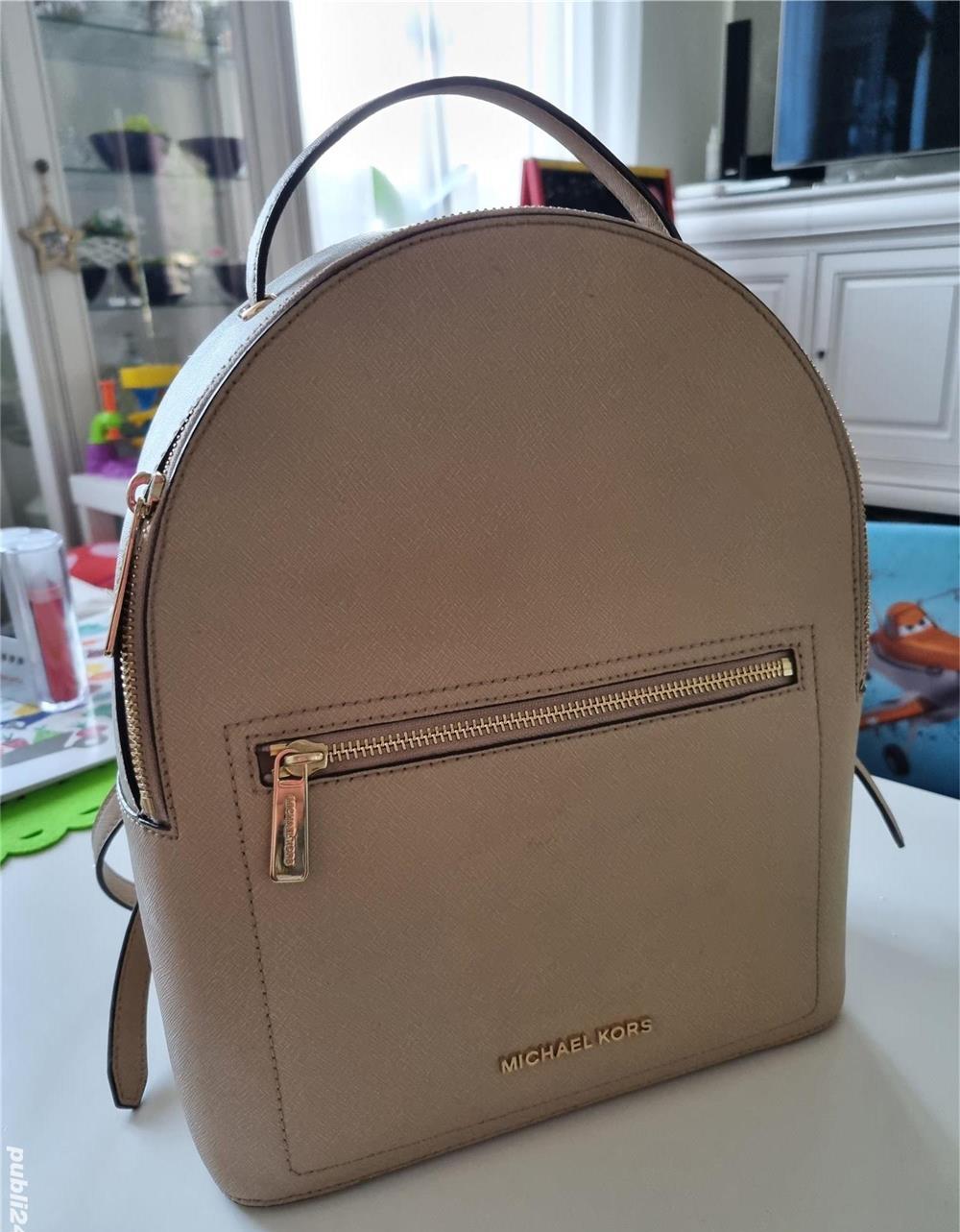 Vând rucsac Michael Kors piele,stare f bună